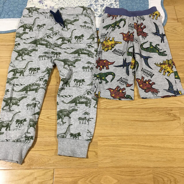 H&M(エイチアンドエム)のエイチアンドエム　H&M パンツ　ズボン　 キッズ/ベビー/マタニティのキッズ服男の子用(90cm~)(パンツ/スパッツ)の商品写真