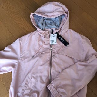 エイチアンドエム(H&M)の☆新品H&M ☆ 150 シャカシャカ　(ジャケット/上着)