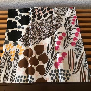 マリメッコ(marimekko)のマリメッコ クッションカバー 50×50cm レットグリーン×ブラック(クッションカバー)