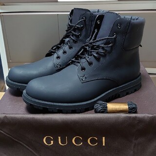 グッチ(Gucci)の新品！処分価格！GUCCI シンプルブーツ 黒 26.5cm ウェブラインタグ (ブーツ)