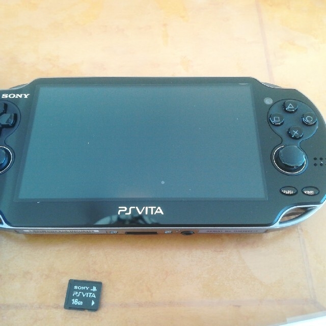 SONY PlayStationVITA 本体  PCH-1000 ZA01 1