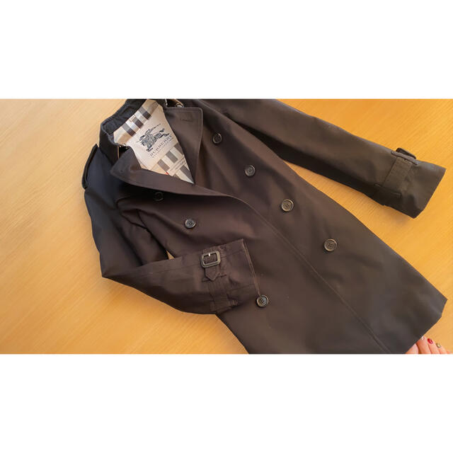 BURBERRY(バーバリー)のBurberry トレンチコート　140 キッズ/ベビー/マタニティのキッズ服女の子用(90cm~)(コート)の商品写真