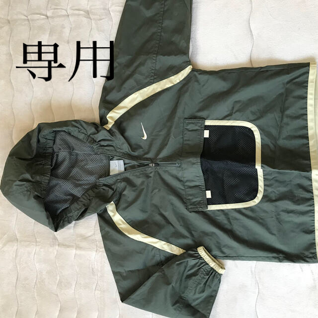 NIKE(ナイキ)のNIKE パーカー キッズ/ベビー/マタニティのキッズ服男の子用(90cm~)(Tシャツ/カットソー)の商品写真