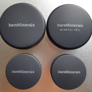 ベアミネラル(bareMinerals)の【新品】ベアミネラル４点セット(ファンデーション)