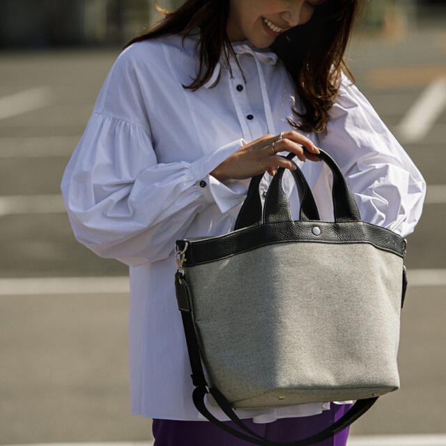 オーガOHGAトートバッグ日本製極美品26400円 レディースのバッグ(トートバッグ)の商品写真