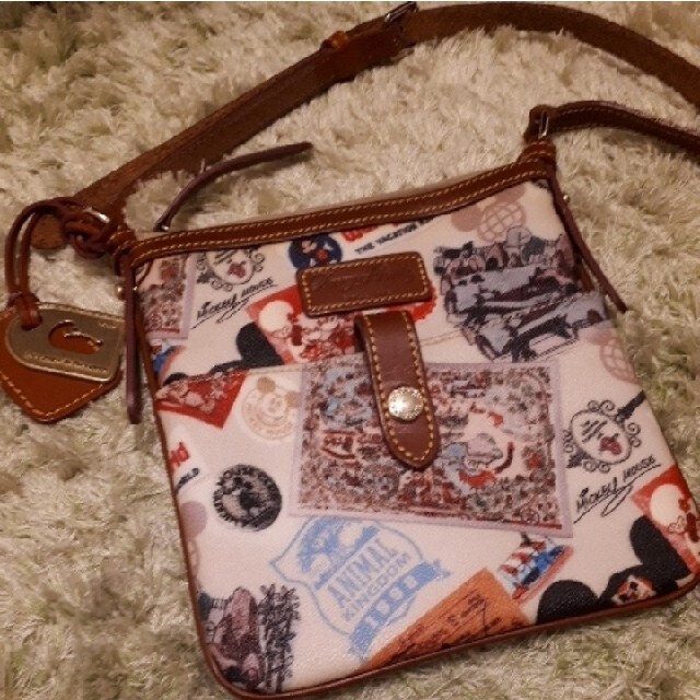 Disney(ディズニー)のDOONEY&BOURKE/ドゥーニー&バーグ/ディズニー/WDW レディースのバッグ(ショルダーバッグ)の商品写真