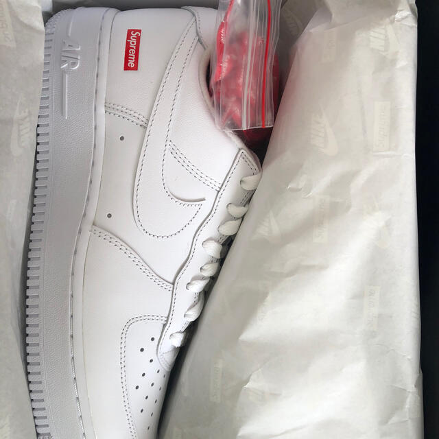 ホワイトサイズSupreme × NIKE AIR FORCE 1 LOW