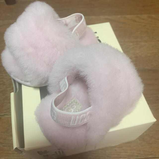 UGGベビー ファーサンダル