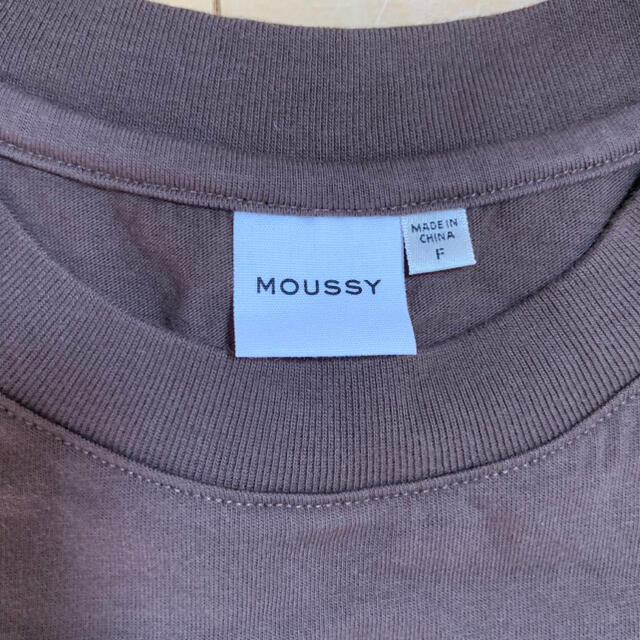 moussy(マウジー)の新品！ マウジー ティーシャツ レディースのトップス(Tシャツ(半袖/袖なし))の商品写真