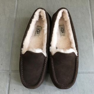 アグ(UGG)のUGG   アンスレーモカシン　試し履きのみ(スリッポン/モカシン)