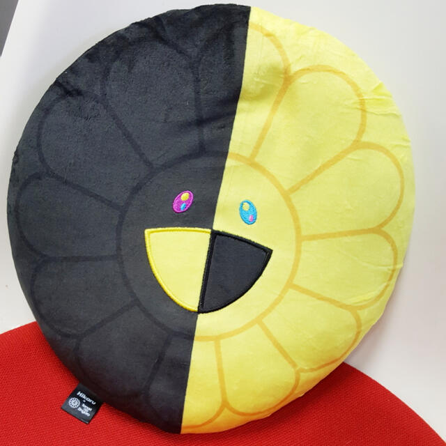 新品】ヒカル 村上隆 コラボクッション 60cm winstudio.com.sg