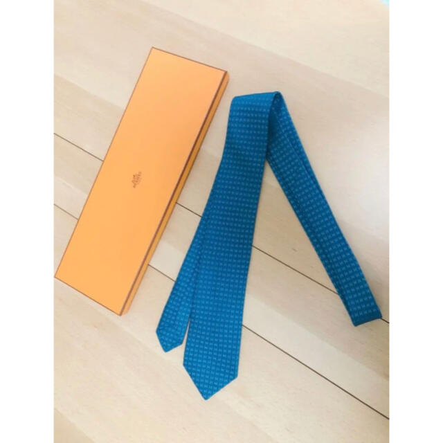 HERMES❤️ほぼ新品❤️エルメス❤️ネクタイH柄❤️ビジネス HERMES❤️ほぼ新品❤️エルメス❤️ネクタイH柄❤️ビジネス
