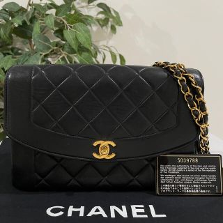 シャネル(CHANEL)のシャネル ヴィンテージ ダイアナフラップ マトラッセ チェーンショルダーバッグ(ショルダーバッグ)