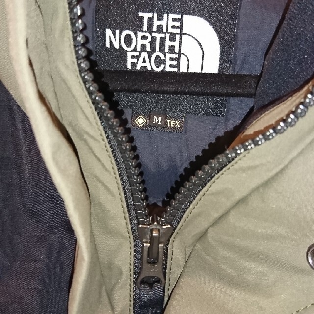 THE NORTH FACE(ザノースフェイス)の専用新品未使用ノースフェイス マウンテンダウンジャケット 2020FW NT M メンズのジャケット/アウター(ダウンジャケット)の商品写真