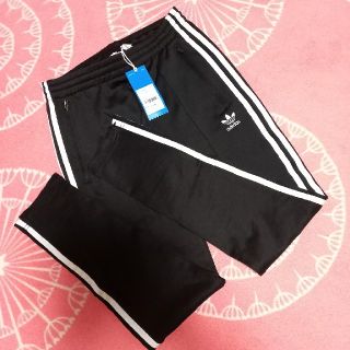 アディダス(adidas)のadidasジャージパンツ(パンツ/スパッツ)