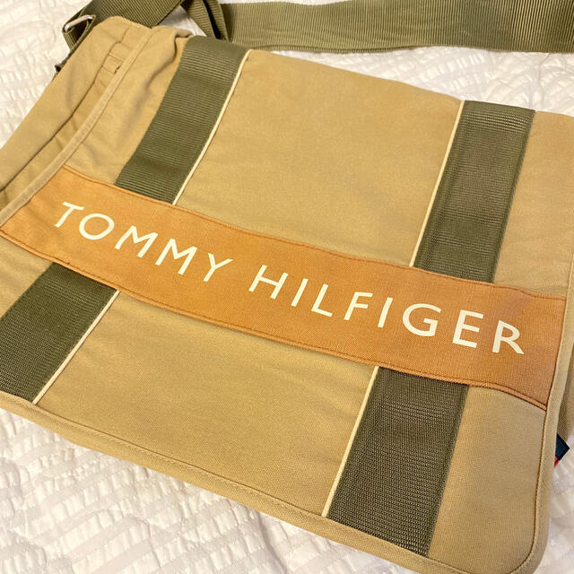 TOMMY HILFIGER(トミーヒルフィガー)の【希少カラー】Tommy Hilfiger military shoulder  メンズのバッグ(ショルダーバッグ)の商品写真