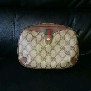 グッチ(Gucci)のGUCCI  ポーチ訳あり(ポーチ)