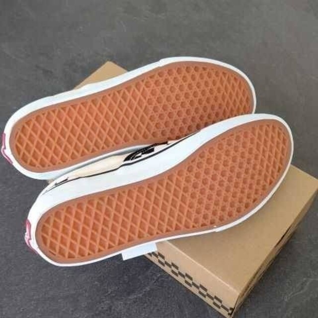 VANS(ヴァンズ)の【オムライス様専用】VANS スリッポン 27.5cm メンズの靴/シューズ(スニーカー)の商品写真