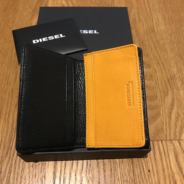 DIESEL(ディーゼル)の【新品】DIESEL メンズ レディース カード入れ カードケース プレゼント◎ メンズのファッション小物(名刺入れ/定期入れ)の商品写真