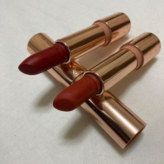 カラーポップ(colourpop)のcolourpop lipstick  2色(口紅)