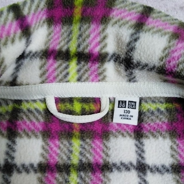 UNIQLO(ユニクロ)のユニクロ　フリース　ジャンバー　130 キッズ/ベビー/マタニティのキッズ服女の子用(90cm~)(ジャケット/上着)の商品写真