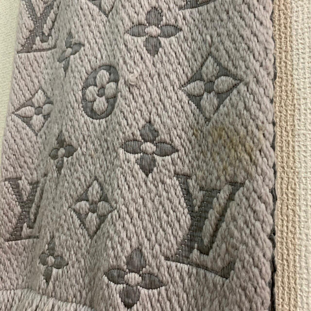 LOUIS VUITTON(ルイヴィトン)の【正規品✨】ルイヴィトン ロゴマニア グリペルル マフラー レディースのファッション小物(マフラー/ショール)の商品写真