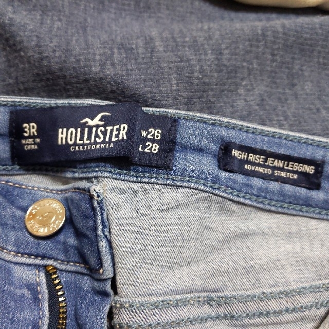 Hollister(ホリスター)のHOLLISTER ハイライズジーンズ レディースのパンツ(デニム/ジーンズ)の商品写真