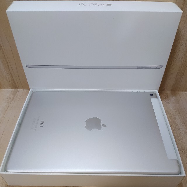 Apple 9.7 Air2 Wifi Cellular 32Gbの通販 by アップル｜アップルならラクマ - (美品)Ipad 特価