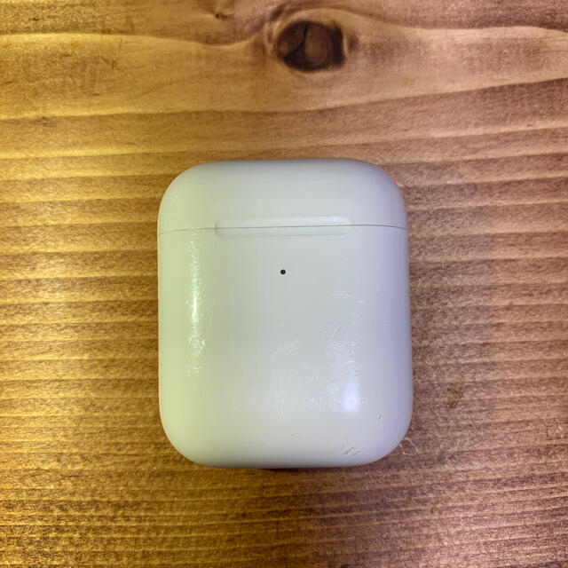 アップル AirPods with Wireless Charging Case ヘッドフォン/イヤフォン