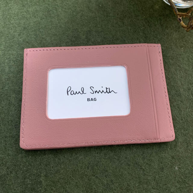 Paul Smith(ポールスミス)のポールスミス★スモーキーピンク革レザー定期入れカードケース新品フローラル レディースのファッション小物(パスケース/IDカードホルダー)の商品写真