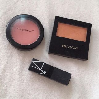 ナーズ(NARS)のNARS♡グロスの下地にも♡ベージュ口紅(口紅)