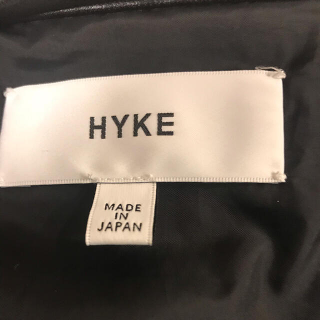 HYKE(ハイク)の美品　hyke edition ボアコート　ハイク　ブラック レディースのジャケット/アウター(ロングコート)の商品写真