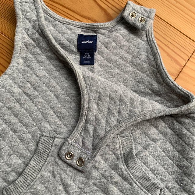 babyGAP(ベビーギャップ)のGAP☆サロペット・オーバーオール キッズ/ベビー/マタニティのベビー服(~85cm)(ロンパース)の商品写真