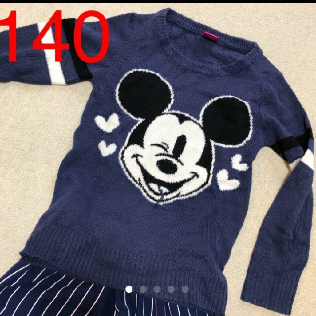 H&M(エイチアンドエム)の140 ミッキー　ニット キッズ/ベビー/マタニティのキッズ服男の子用(90cm~)(ニット)の商品写真