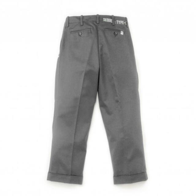 FRAGMENT(フラグメント)のSEQUEL TWO TUCK PANTS GRAY パンツ FRAGMENT メンズのパンツ(スラックス)の商品写真