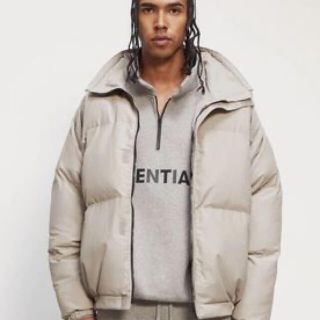 FEAR OF GOD - 20AW ESSENTIALS PUFFER JACKET MOSSの通販 by メイプル
