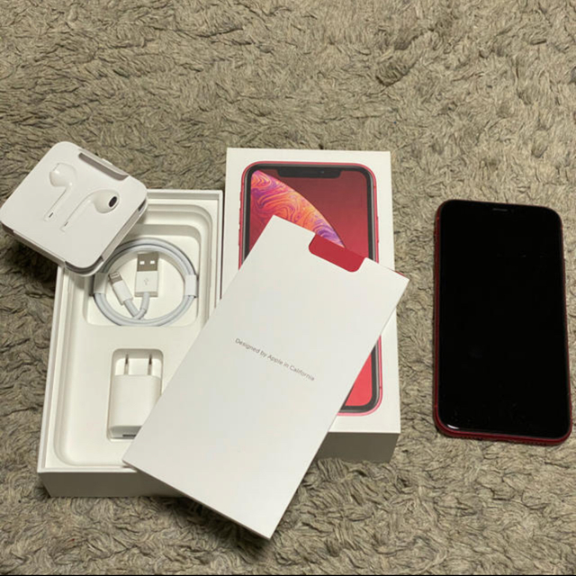 Apple(アップル)のiPhoneXR product RED スマホ/家電/カメラのスマートフォン/携帯電話(スマートフォン本体)の商品写真
