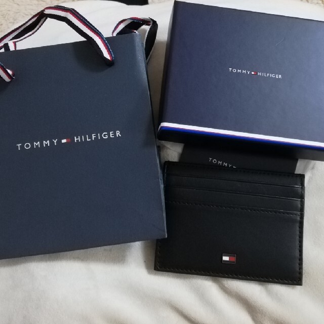 TOMMY HILFIGER(トミーヒルフィガー)の（新品）TOMMY HILFIGERカードケース メンズのファッション小物(名刺入れ/定期入れ)の商品写真