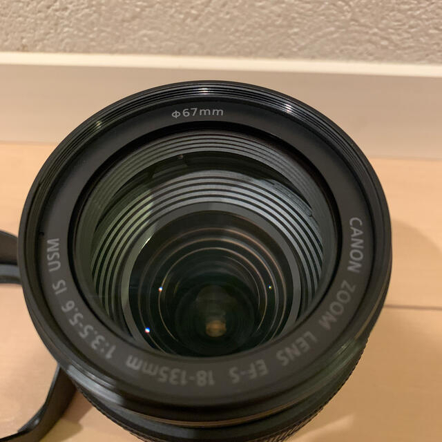 Canon(キヤノン)のEF-S 18-135mm F3.5-5.6 IS USM スマホ/家電/カメラのカメラ(デジタル一眼)の商品写真