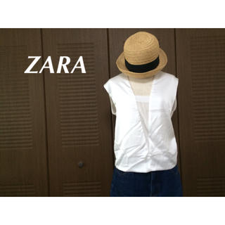 ザラ(ZARA)のZARA ホワイトトップス(Tシャツ(半袖/袖なし))