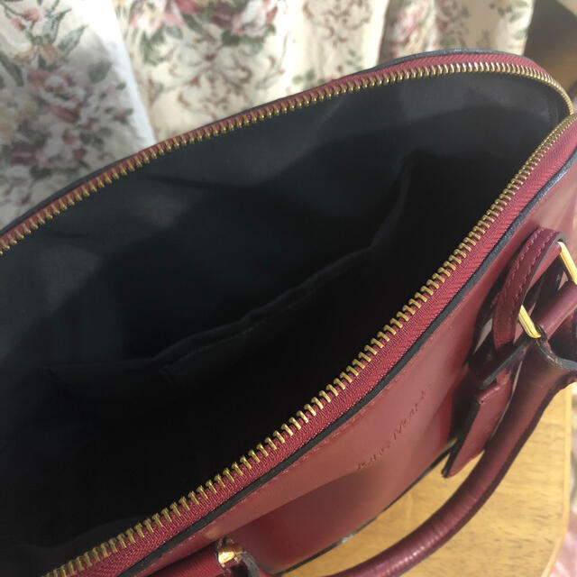 JaneMarple(ジェーンマープル)のスカラップ　ボルドー　ハンドバッグ レディースのバッグ(ハンドバッグ)の商品写真