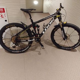 ルック(LOOK)の【LOOK】927 27.5日本未発売モデル(自転車本体)