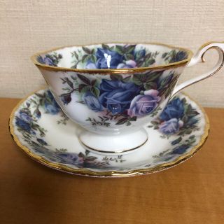 ロイヤルアルバート(ROYAL ALBERT)のロイヤル　アルバート　ムーンライト　ローズ　カップ＆ソーサー　未使用　美品(食器)