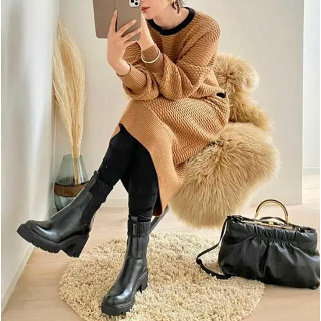 ZARA ザラ 新品 ヒールトラックソール付きソックス風アンクルブーツ 37 ZARA ザラ 新品 ヒールトラックソール付きソックス風アンクルブーツ 37