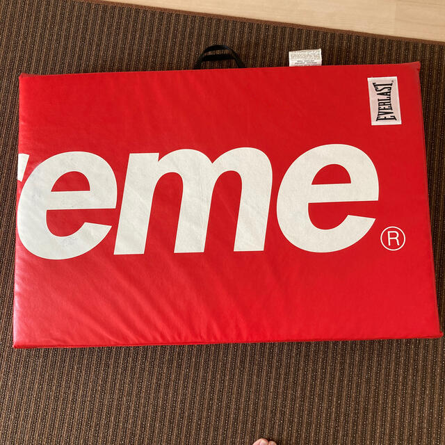 らすかる様専用2017aw supreme everlast マット スポーツ/アウトドア
