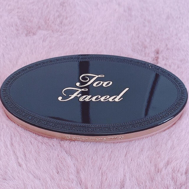 Too Faced(トゥフェイス)のtoofacedトゥーフェイスド ハイライティングパレット コスメ/美容のベースメイク/化粧品(フェイスカラー)の商品写真