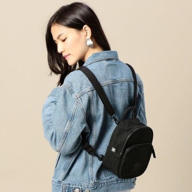 アディダス MINI CLASSIC BACKPACK ミニリュック ブラック