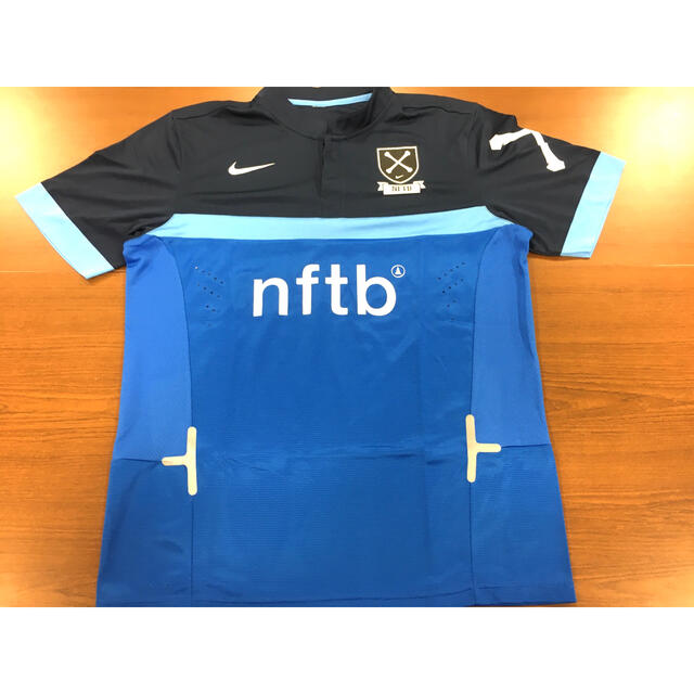 NIKE(ナイキ)のナイキ NFTB ボタンシャツ Lサイズ 美品！ スポーツ/アウトドアのサッカー/フットサル(ウェア)の商品写真