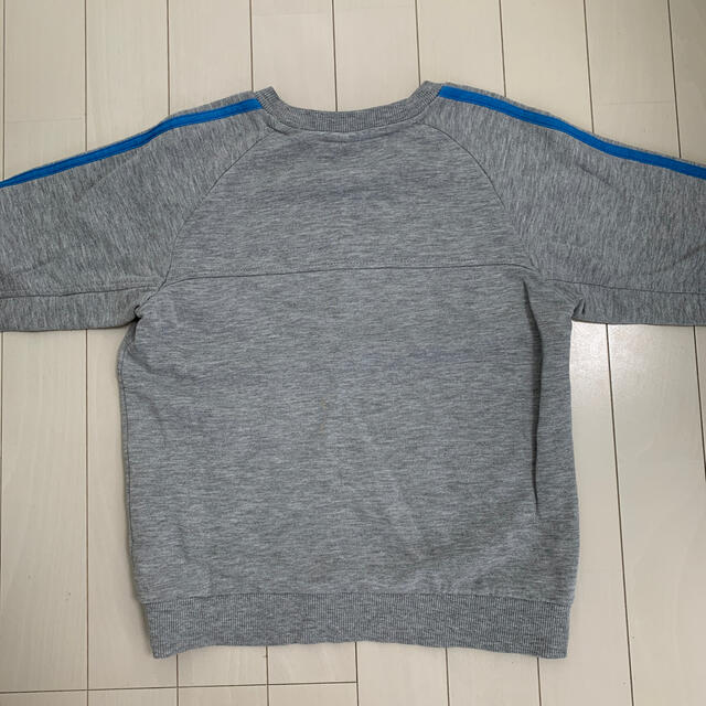 adidas(アディダス)のadidas トレーナー130 キッズ/ベビー/マタニティのキッズ服男の子用(90cm~)(Tシャツ/カットソー)の商品写真