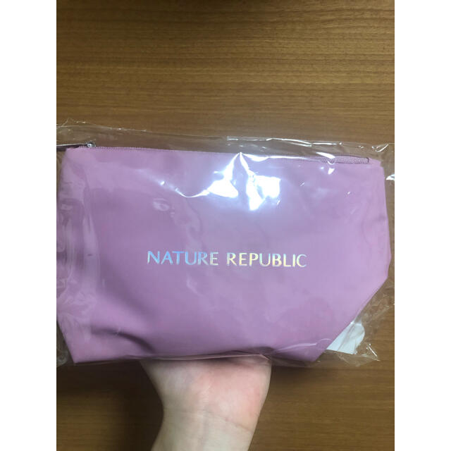 NATURE REPUBLIC(ネイチャーリパブリック)のネイチャーリパブリック　ポーチ レディースのファッション小物(ポーチ)の商品写真